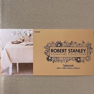 NWT Gold Champagne Shimmer Tablecloth 60" x 104"